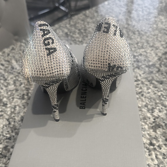 Authentic Balenciaga Rhinestones Embellished Pointed-Toe Pumps size 37 - Picture 6 of 13